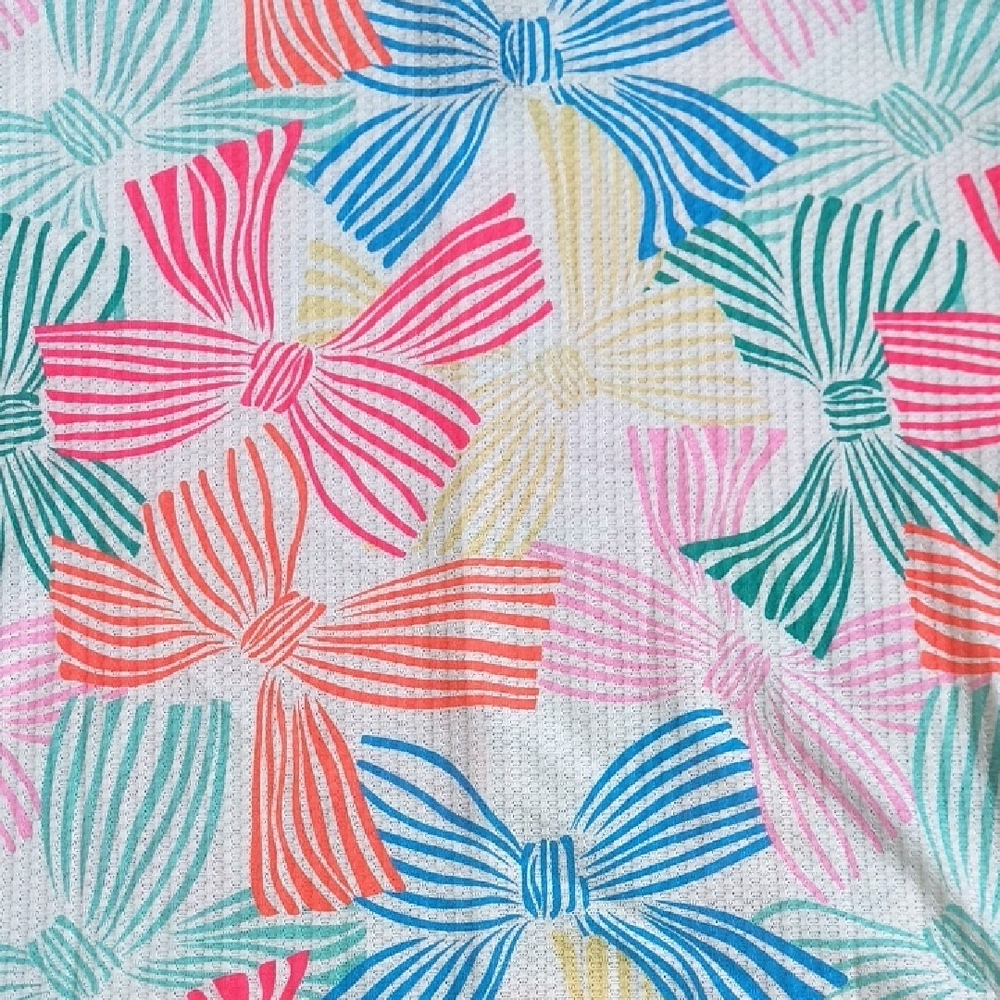 Colorful Bow Pattern Top - Picture 4 of 6